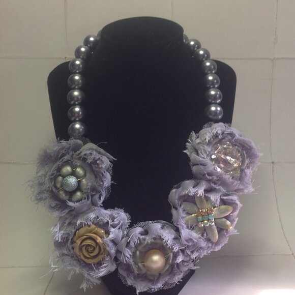 lenora dame Necklace Chunky Floral Mixed Elements Plum Statement Boho - Picture 3 of 15